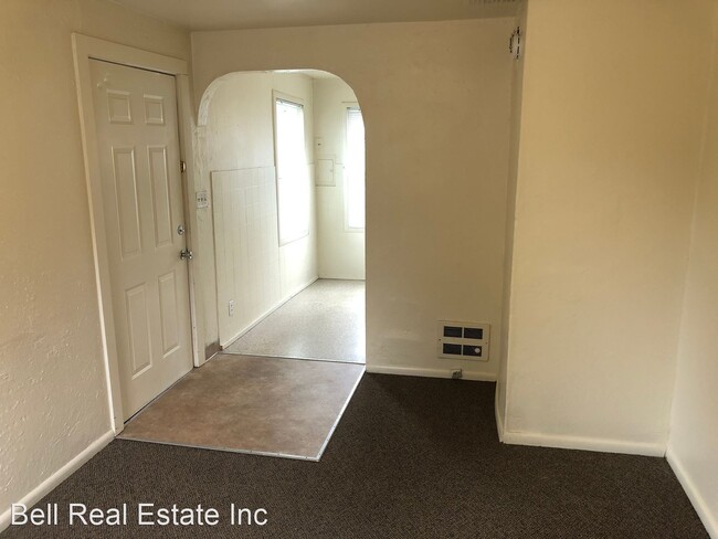 Building Photo - 3 br, 1 bath House - 528 West 28th