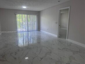 Building Photo - 5011 Wiles Rd