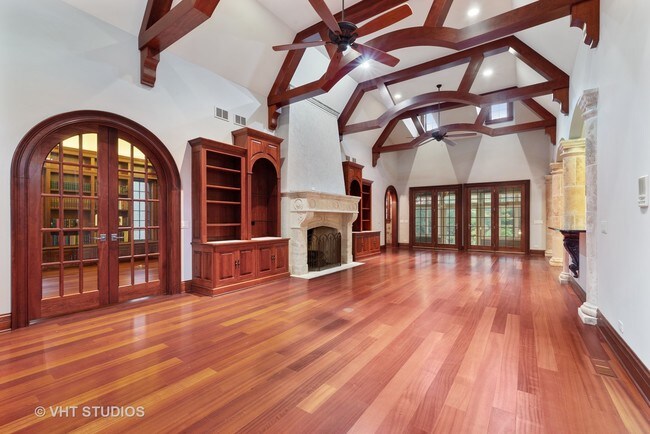 Foto del edificio - 15356 W Oak Spring Rd