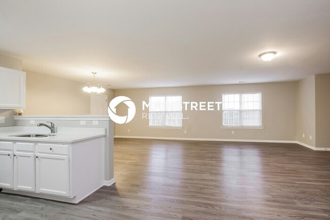Building Photo - 4 Bedroom Pet-Friendly Home in Charlotte, ...