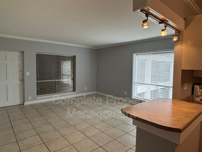 Foto del edificio - 55 Hanover Cir