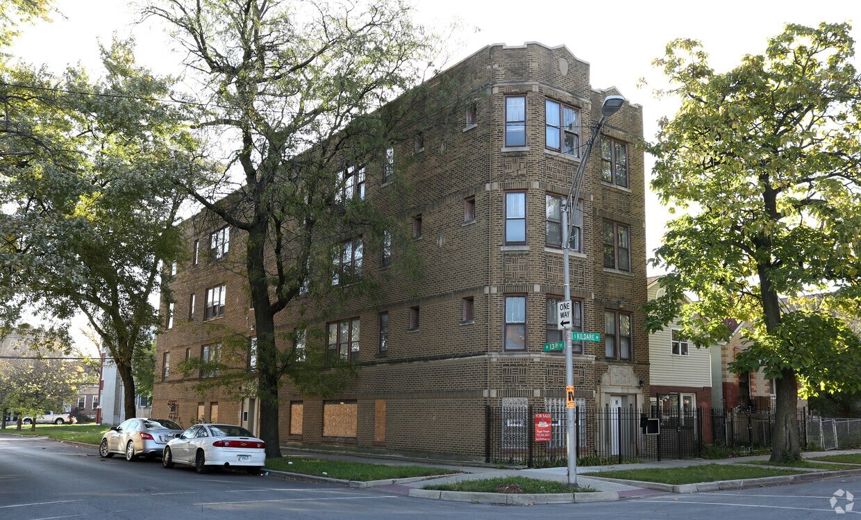 Building Photo - 1301 S Kildare Ave