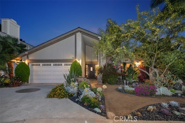 Building Photo - 16 Banyan Tree Ln
