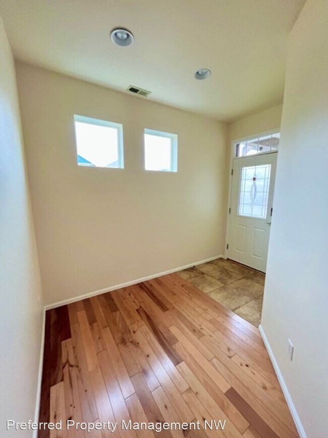 Building Photo - 4 br, 2.5 bath House - 1114 167th PL SW #12