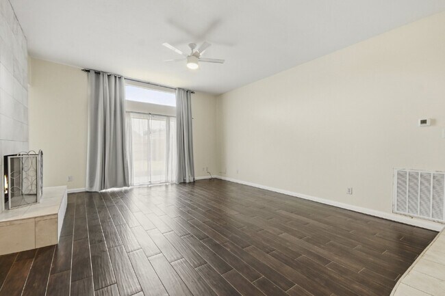 Foto del edificio - 830 Seacliff Dr