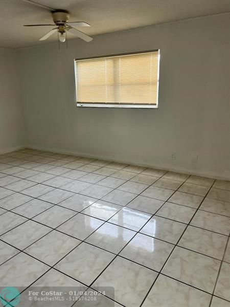 Foto del edificio - 5861 NW 16th Pl