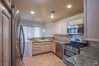 Building Photo - 5086 Mt Pleasant Ln