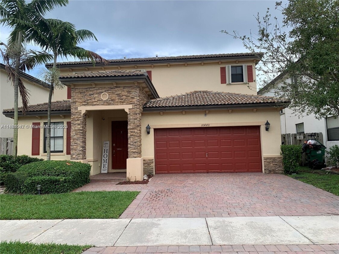 Foto principal - 10440 SW 228th Terrace