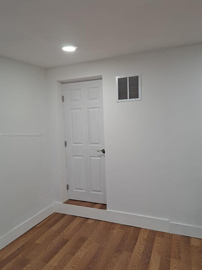 Building Photo - 3502 NW 106th St