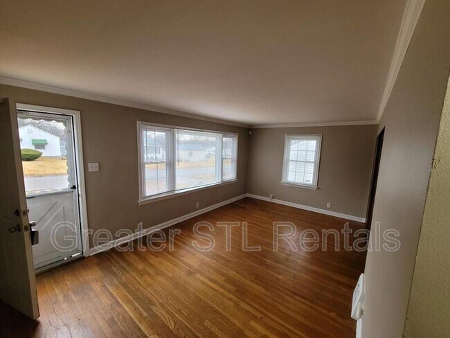 Building Photo - 10542 Anson Dr