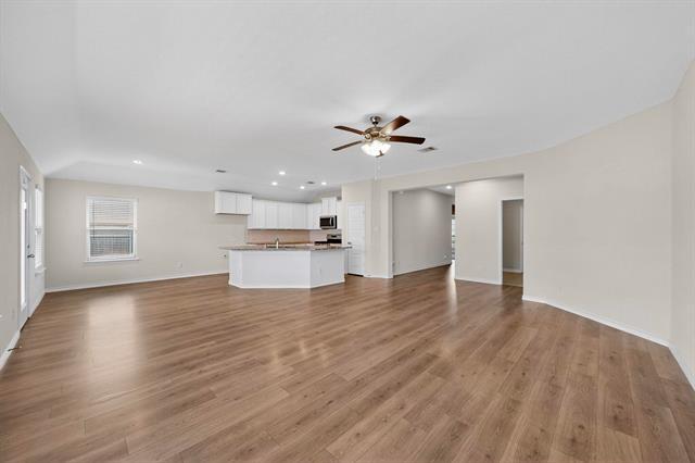 Foto del edificio - 222 Red Oak Dr