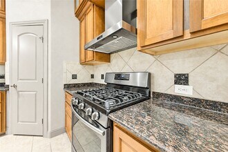 Building Photo - 6210 Bristol Path Ln