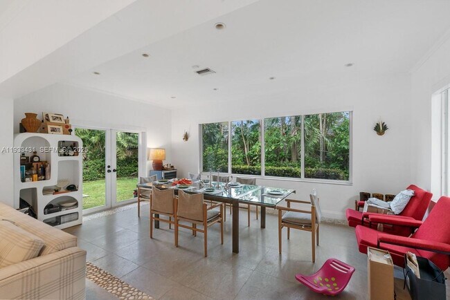 Foto del edificio - 1230 96th St