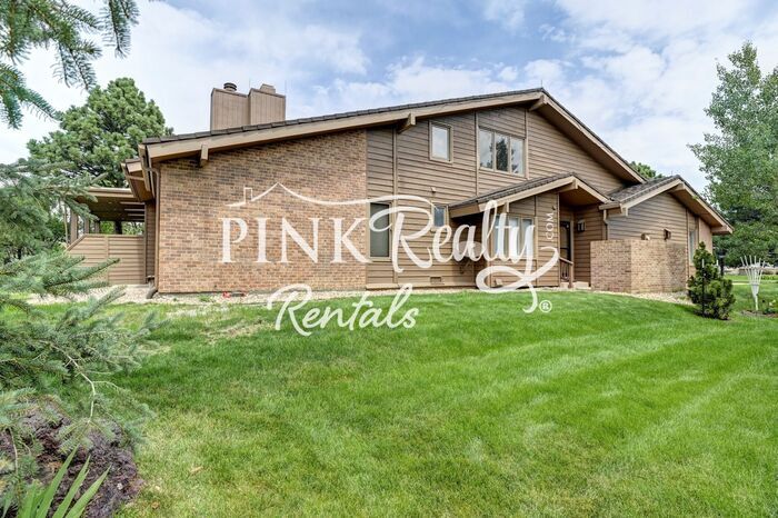 Foto principal - Charming 2 Bed Townhome in Desirable Kissi...