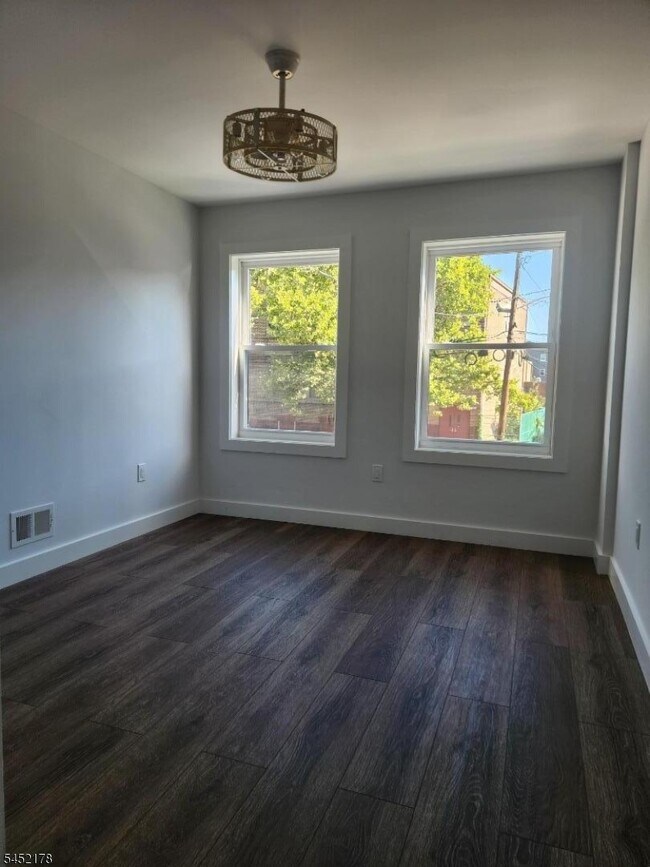 Foto del edificio - 342 17th Ave