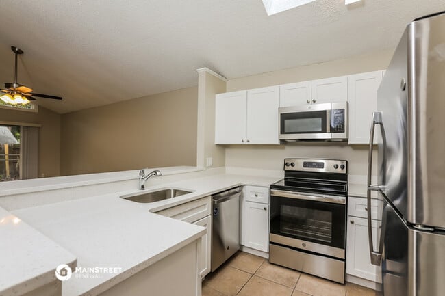 Building Photo - 1239 Pin Oak Dr