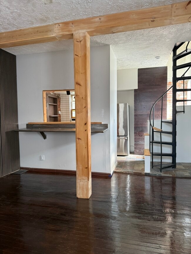 Foto del edificio - 2071 Fulton Rd