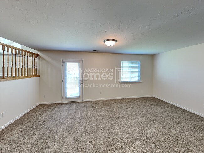 Building Photo - 2233 S 2775 W