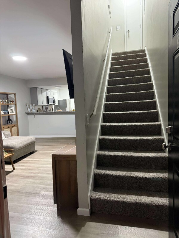 Foto principal - 300 Hobbs Ave