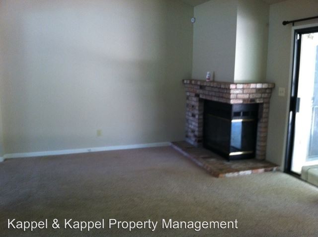 Building Photo - 3074 Pecan Cir