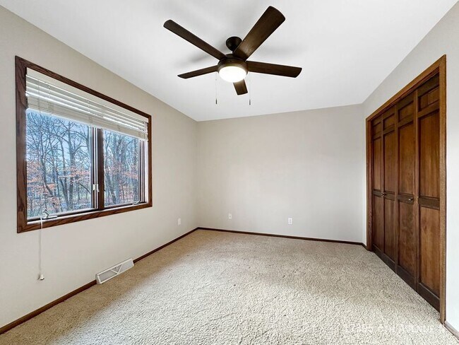 Foto del edificio - 17305 6th Ave N