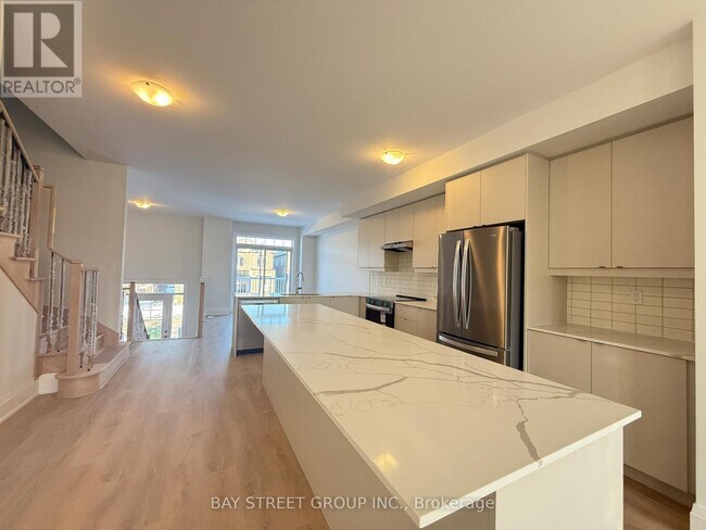 Building Photo - 183 Seguin St