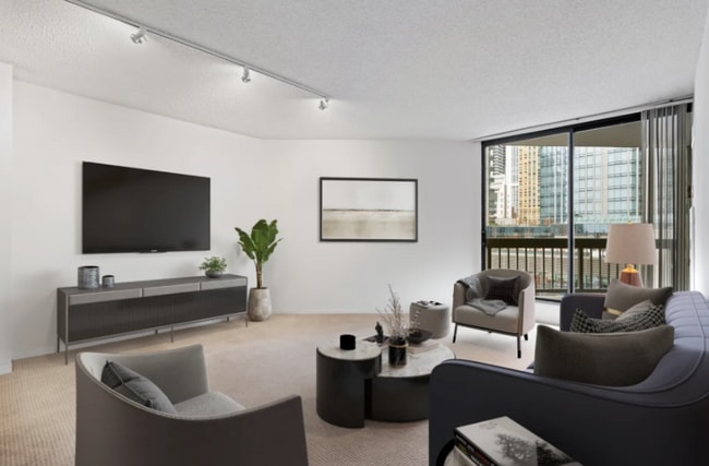 Building Photo - 755 N Dearborn St