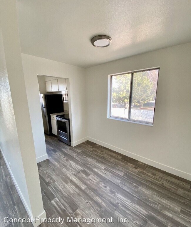Building Photo - 2295 S 200 E