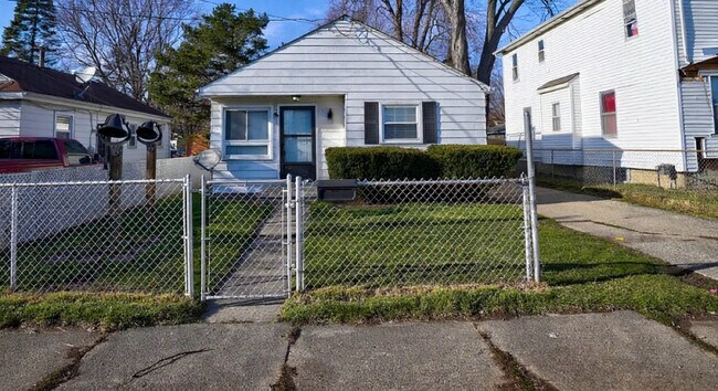 Foto del edificio - Cozy 2BR Home in Flint with Central AC, Washer/Dryer & Pet-Friendly for Only $800/Month!