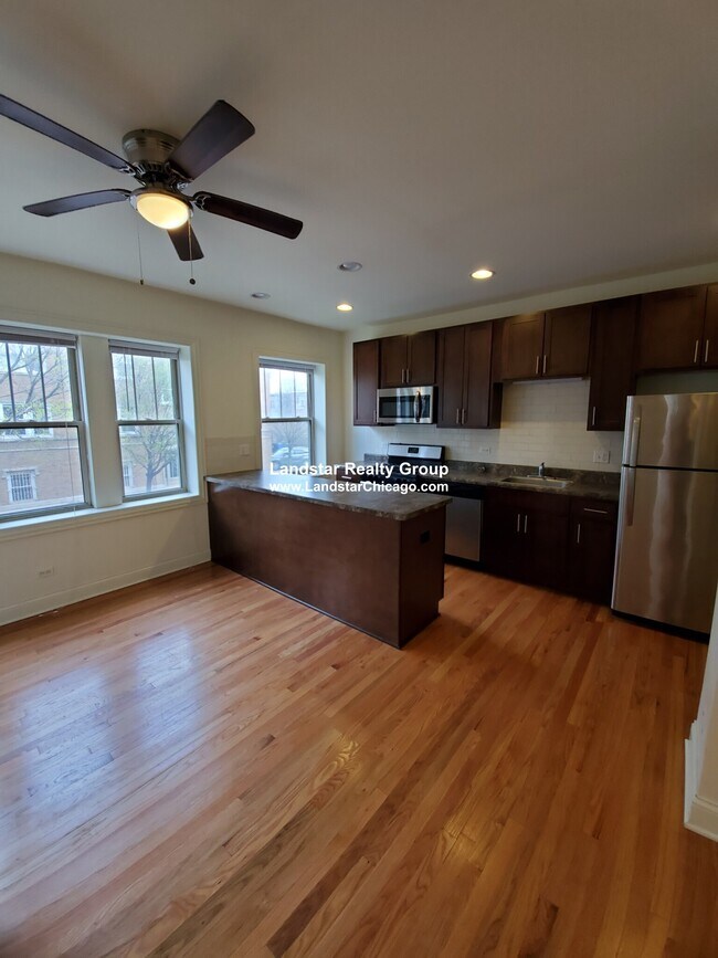 Foto del edificio - 4871 N Washtenaw Ave