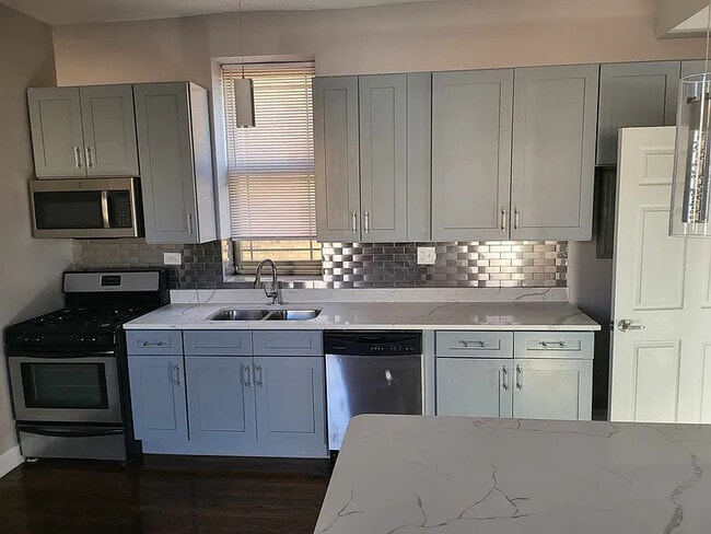 Foto del edificio - 6540 S Maryland Ave