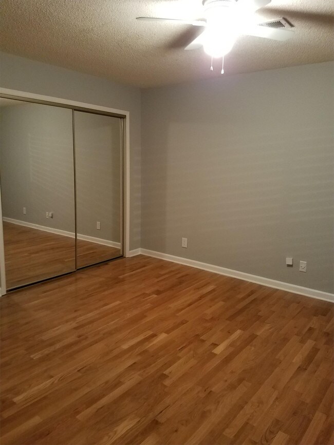 Foto del edificio - 110 Hawkstone Way