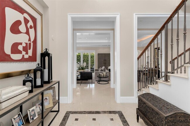 Foto del edificio - 215 Buttonwood Dr