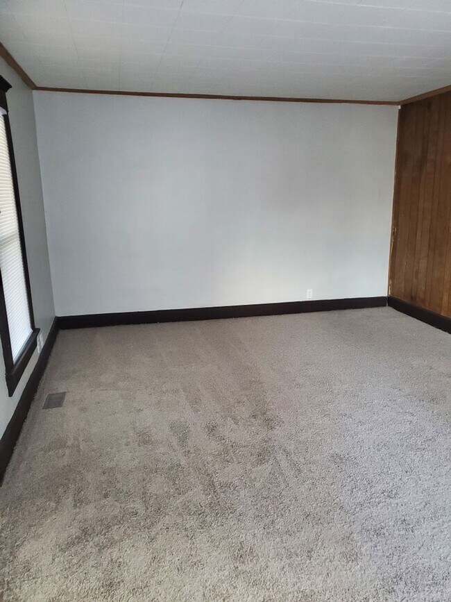 Foto del edificio - Spacious 3 Bedroom Home For Rent!