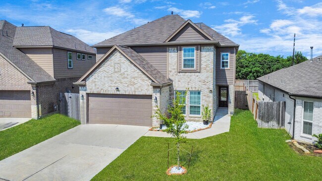 Foto del edificio - 4111 Fair Country Ln