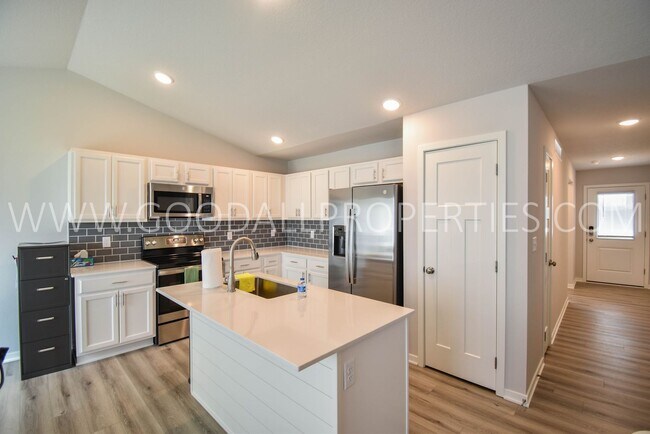 Foto del edificio - 3 Bedroom 2 Bath Home in Clive / Waukee School District
