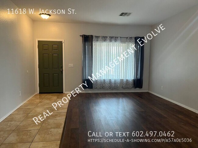 Building Photo - Lovely Avondale Home!