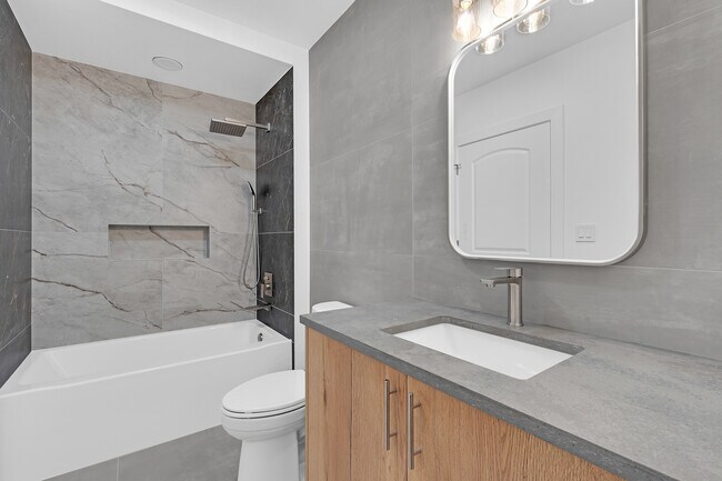 Foto del edificio - 3630 N Harlem Ave