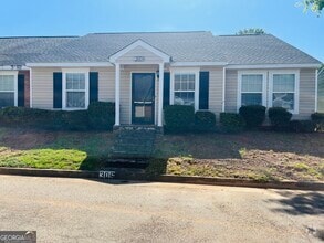 Building Photo - 306 Lenox Cir
