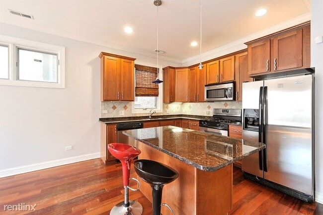 Building Photo - 3 br, 2 bath Condo - 4418 S Indiana 1S Uni...