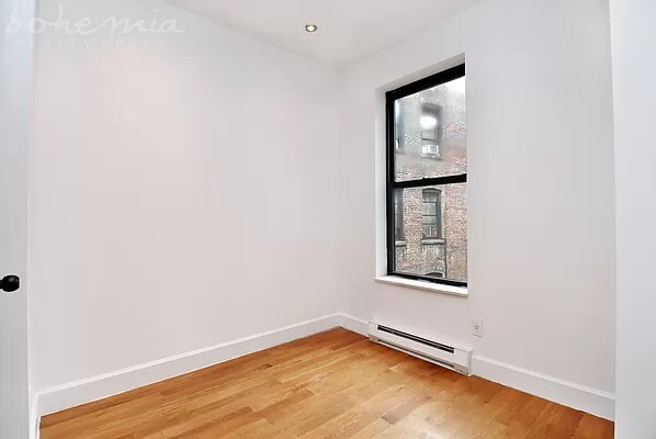 Building Photo - 2 W 108th St