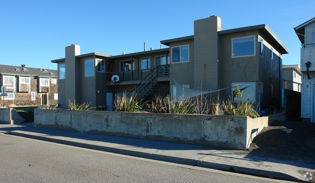 2061 Beach Blvd, Pacifica, CA 94044 2061 Beach Blvd Pacifica, CA