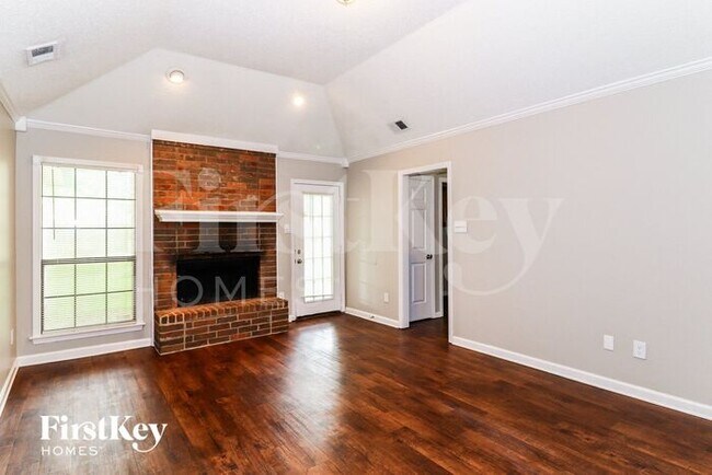 Foto del edificio - 2439 Dove Glen Cove