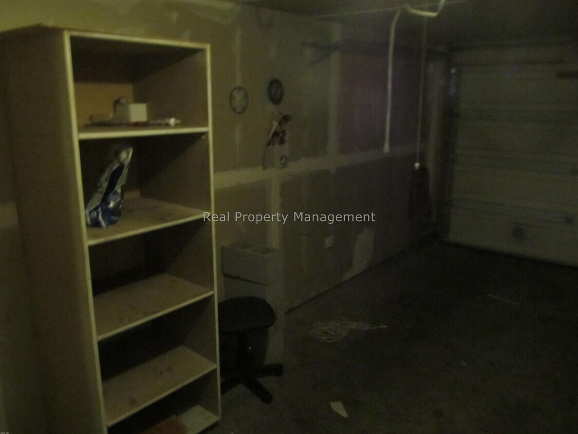 Foto del edificio - 120 Penhurst Pl