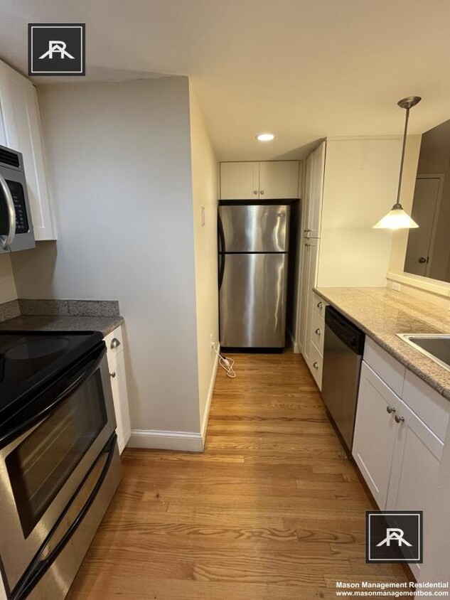 Foto principal - 1 bedroom in Brookline MA 02446