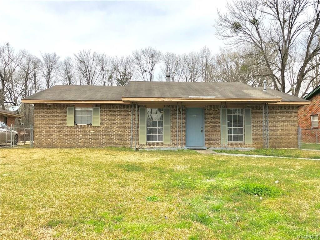 Primary Photo - 4212 Lawnwood Dr