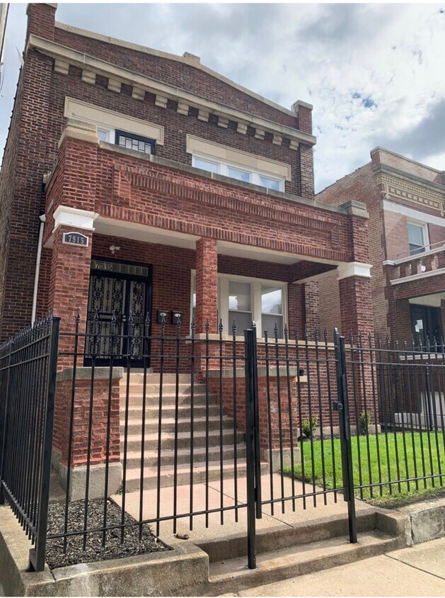 Primary Photo - 7915 S Peoria St