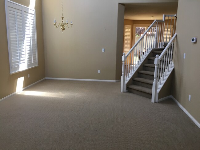 Foto del edificio - Nice home in Tracy, CA