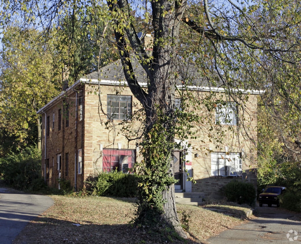 Building Photo - 6661 Montgomery Rd
