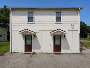 Building Photo - 5973-5973 Peco Ln